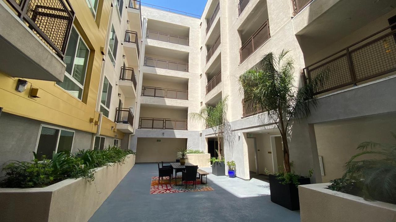 Gorgeous Apt With Parking In Ktown La Лос-Анджелес Екстер'єр фото